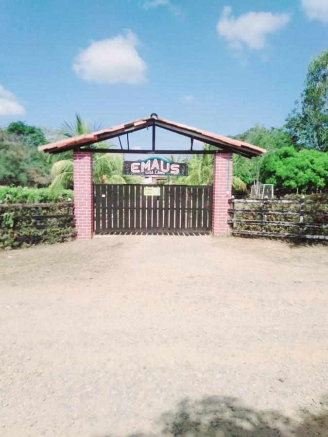 Casa Campo Emaus Caucasia Kültér fotó
