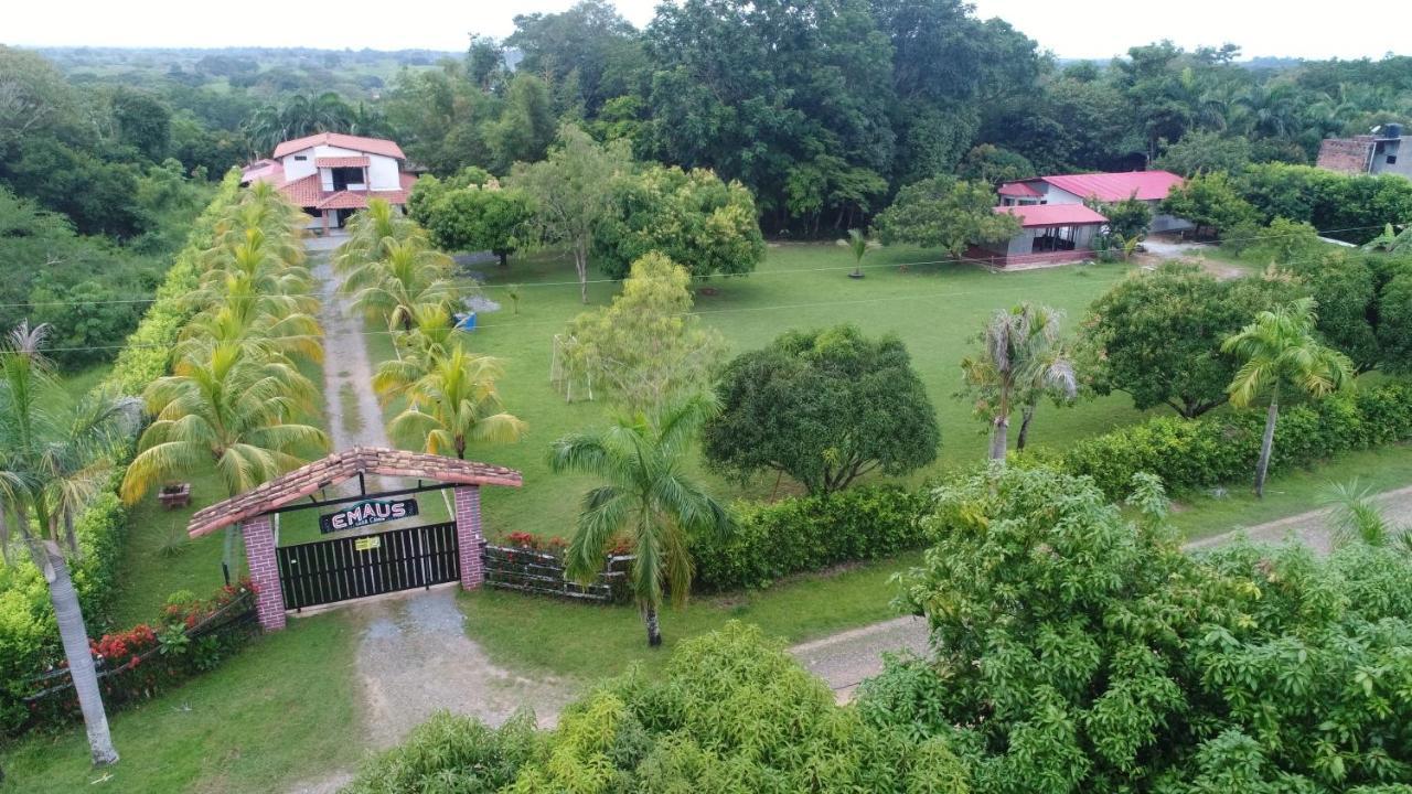 Casa Campo Emaus Caucasia Kültér fotó
