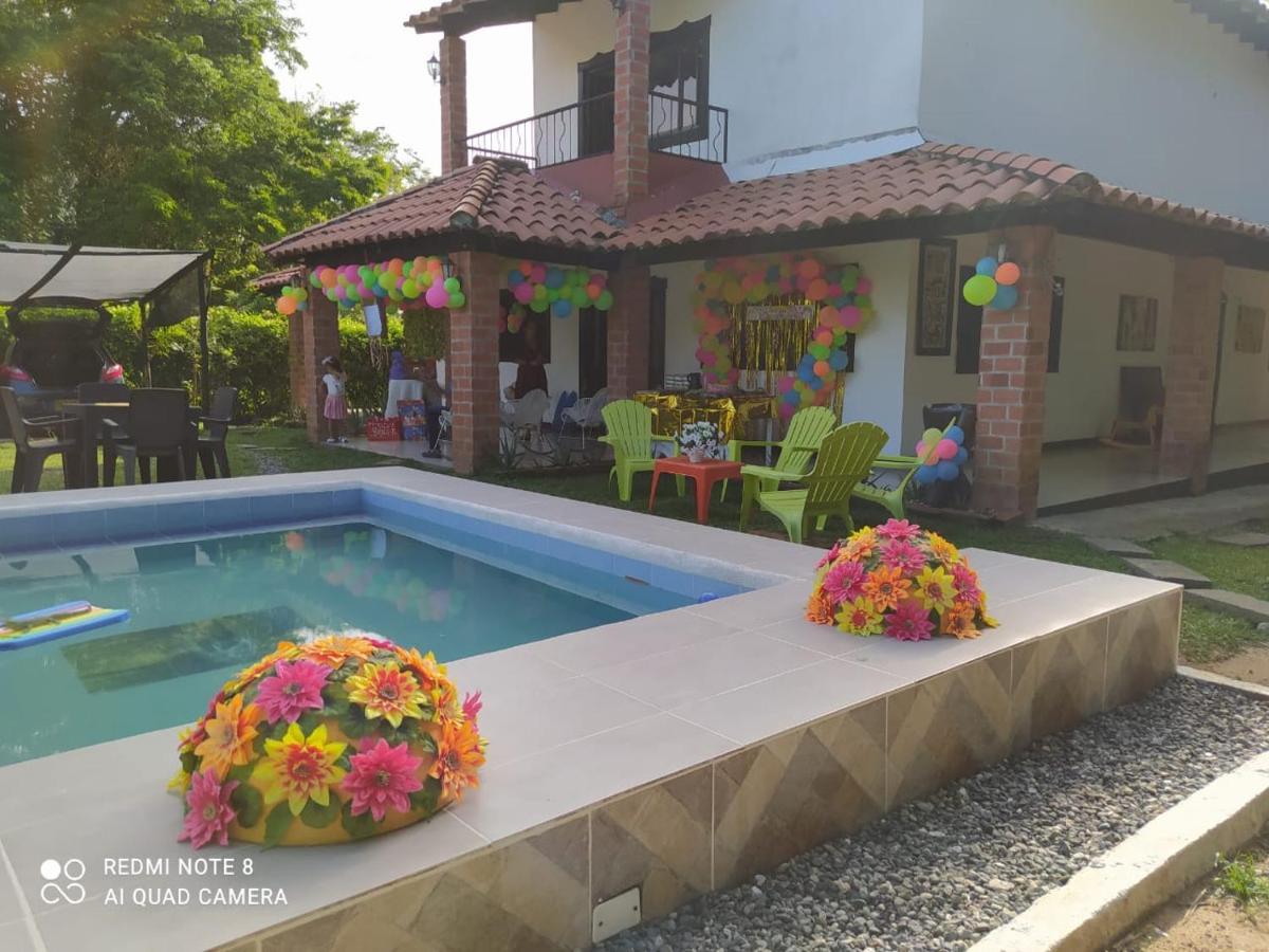 Casa Campo Emaus Caucasia Kültér fotó